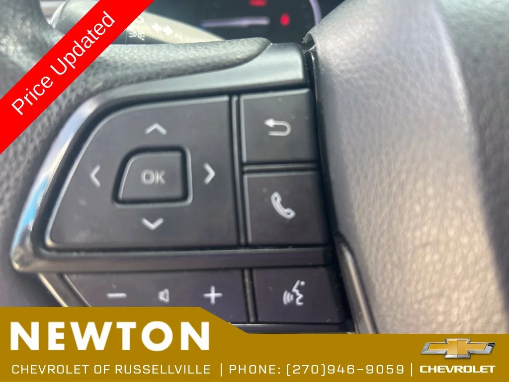 Used 2022 Gray Toyota LE image 13