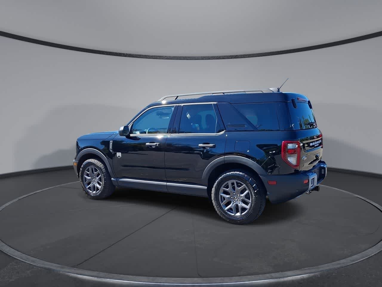 Used 2025 Shadow Black Ford Big Bend image 6
