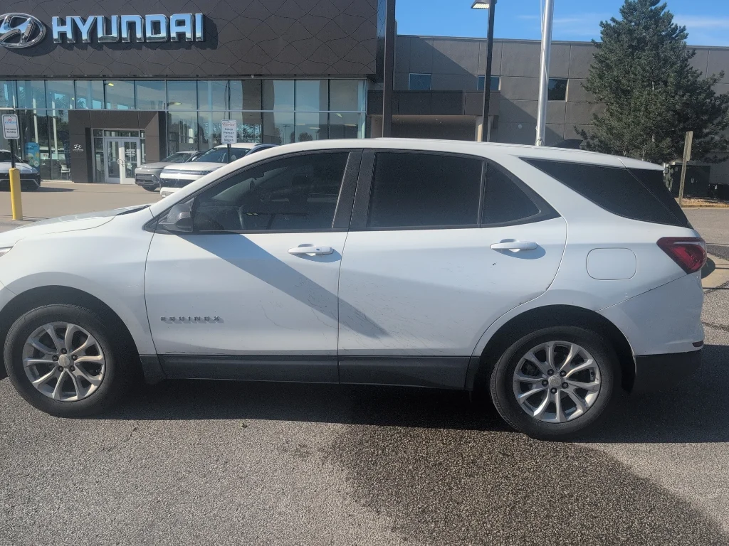 Used 2020 Summit White Chevrolet LS image 8