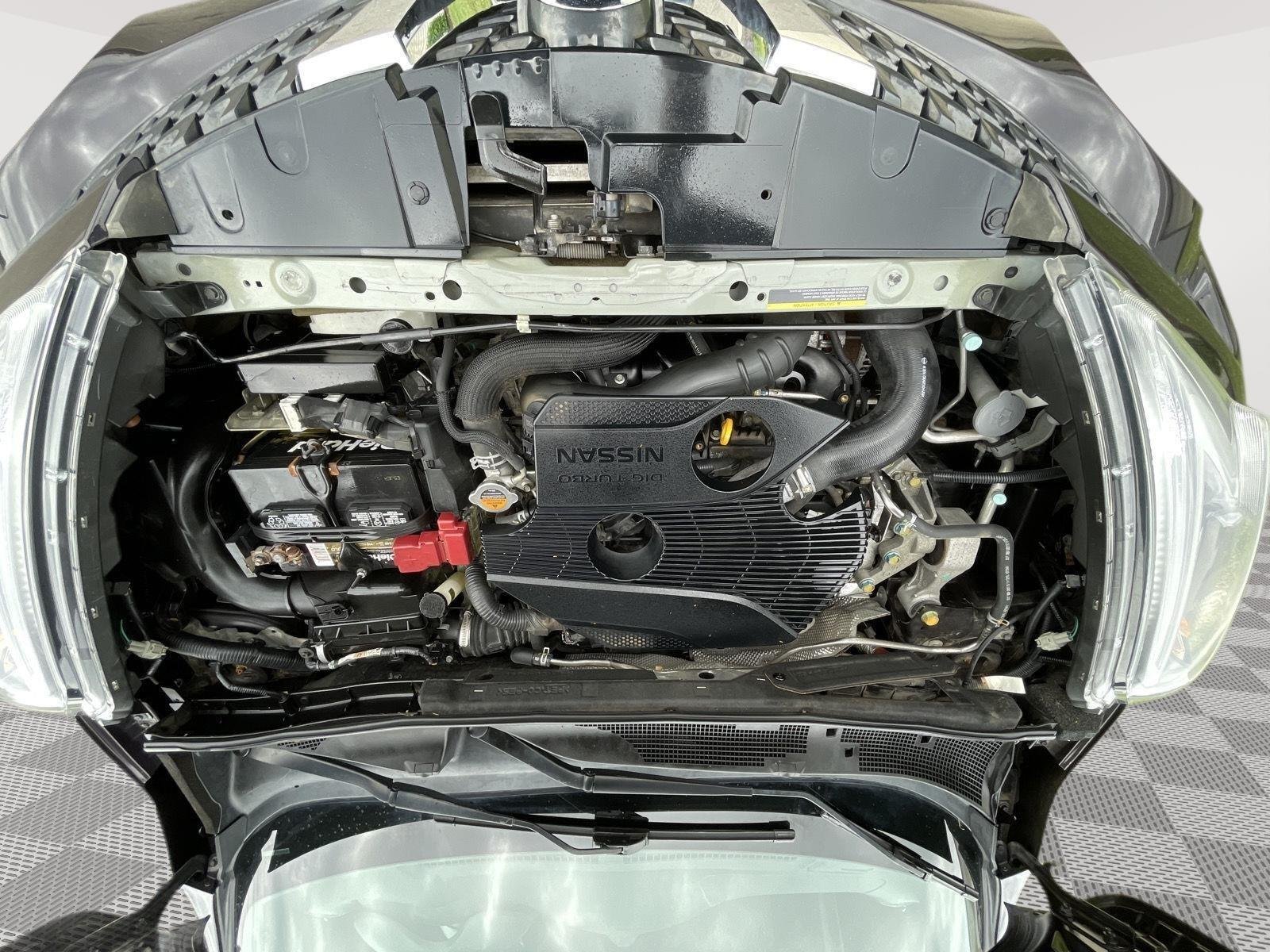 Used 2015 Bordeaux Black Nissan S image 28