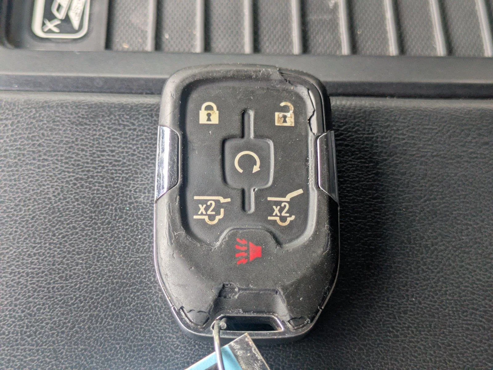Used 2018 Satin Steel Metallic Chevrolet Premier image 35