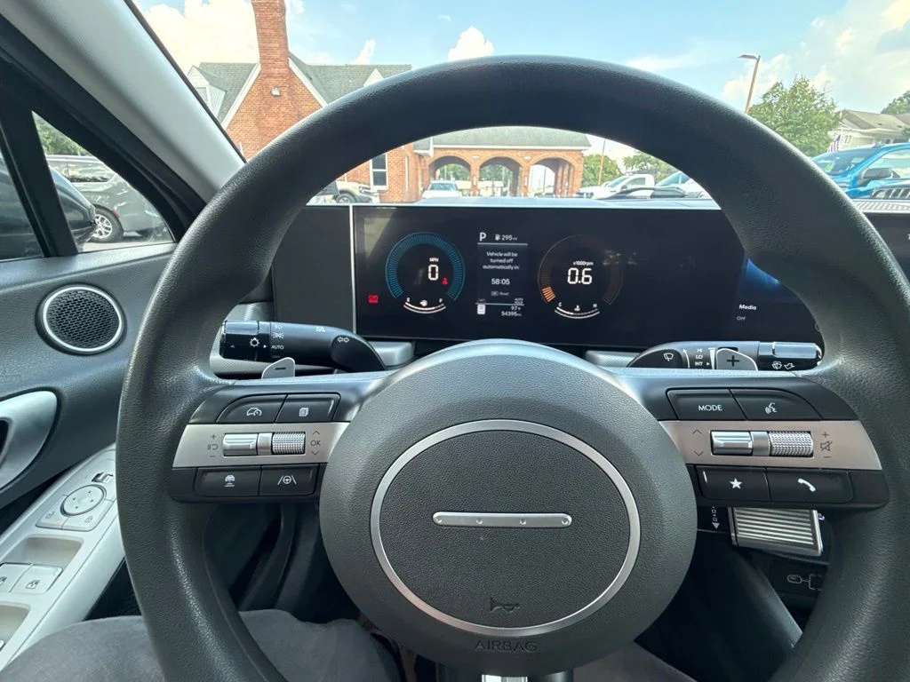 Used 2025 Gray Hyundai SEL image 22