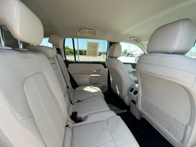 Used 2020  Mercedes-Benz GLB 250 image 29