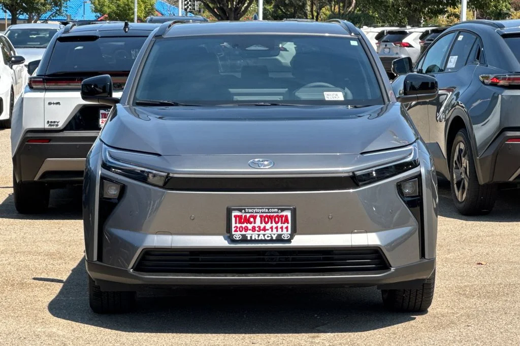 New 2026 Heavy Metal <sup>1</sup> Toyota  XLE image 12