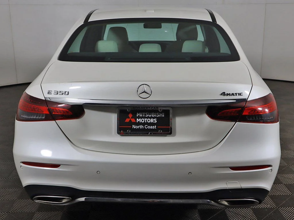 2022 Mercedes-Benz E-Class E350 - Photo 15
