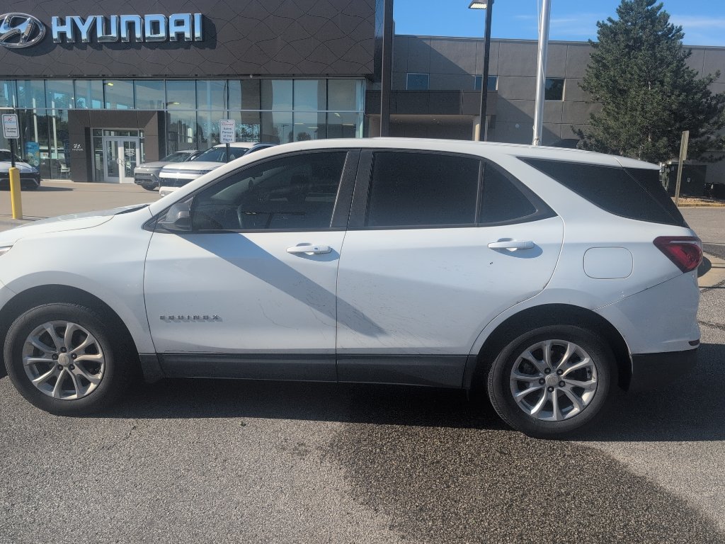 Used 2020 Summit White Chevrolet LS image 8