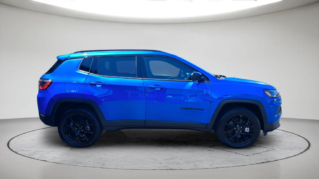 New 2026 Blue Jeep Latitude image 4