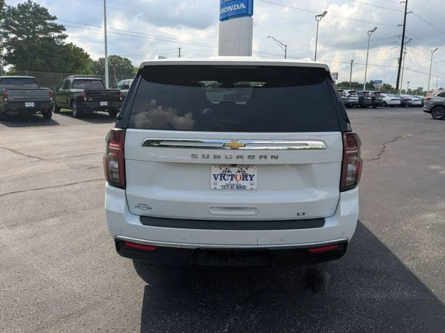 Used 2024 Summit White Chevrolet LT image 10