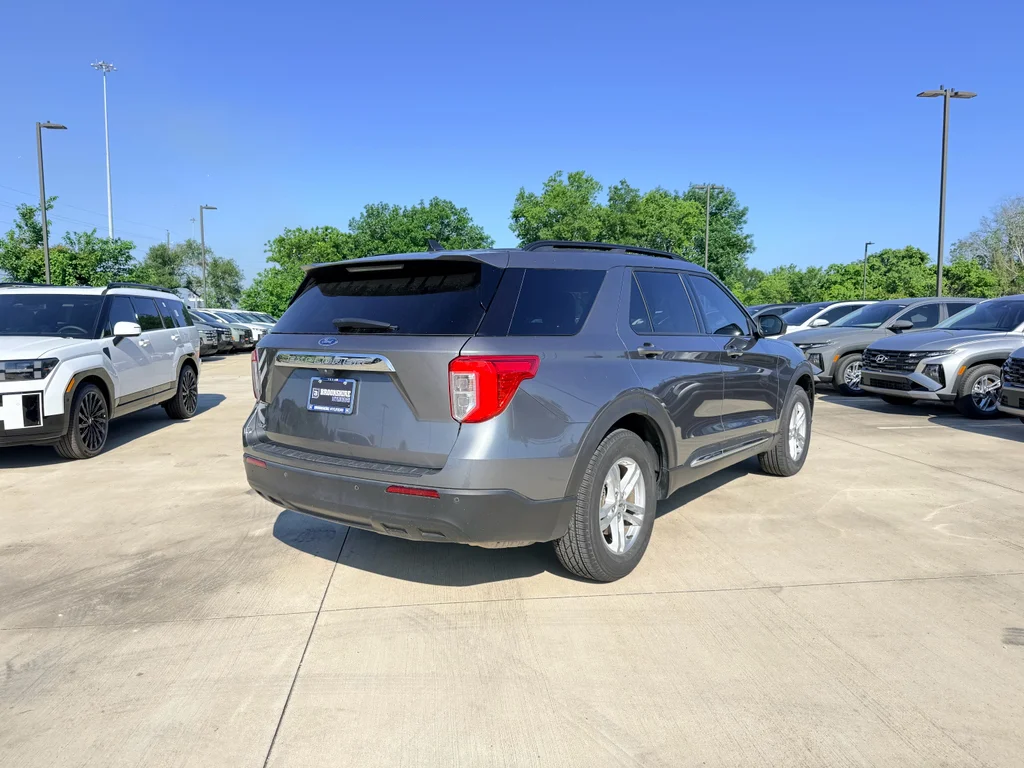 Used 2024 Carbonized Gray Metallic Ford XLT image 6