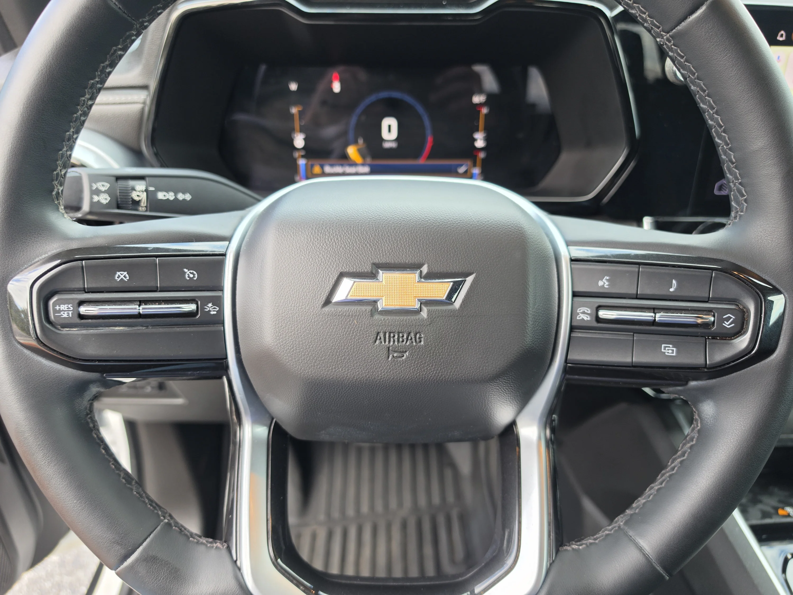 Used 2023 Summit White Chevrolet 4WD LT image 37