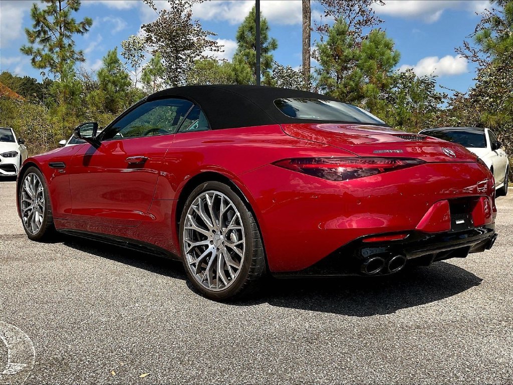 Certified Used 2025 MANUFAKTUR Patagonia Red Metallic Mercedes-Benz SL 43 AMG® image 3