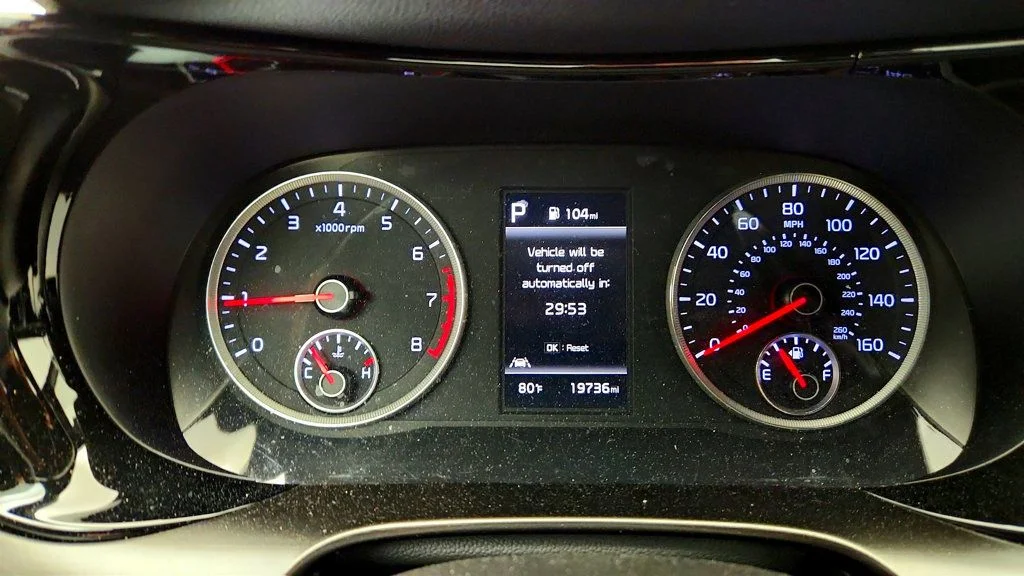Used 2023 Glacial White Pearl Kia GT DCT FWD image 14