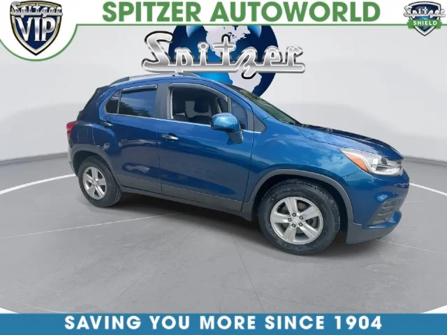 Used 2020 Blue Chevrolet LT image 3