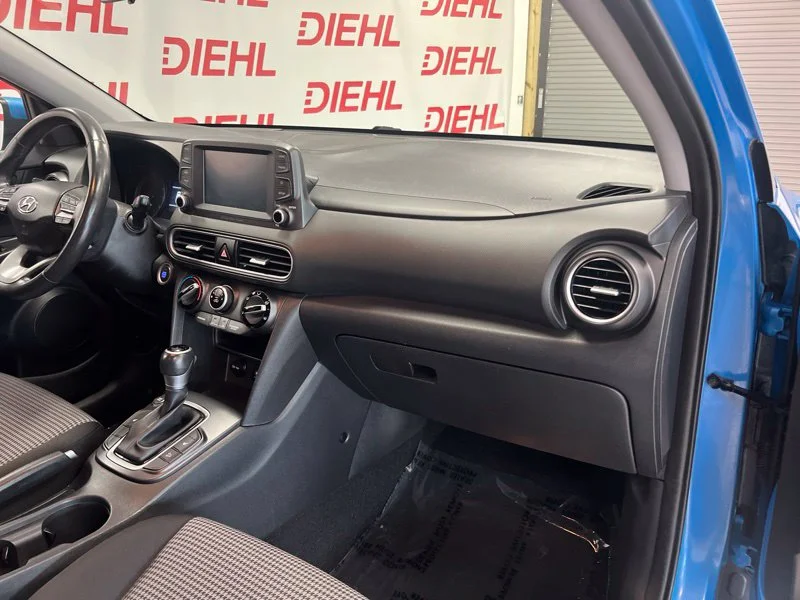 Used 2018 Blue Hyundai SEL image 13