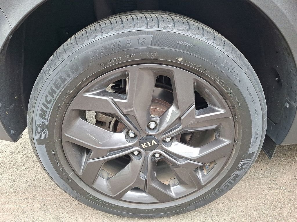 Used 2020 Gray Kia S image 7