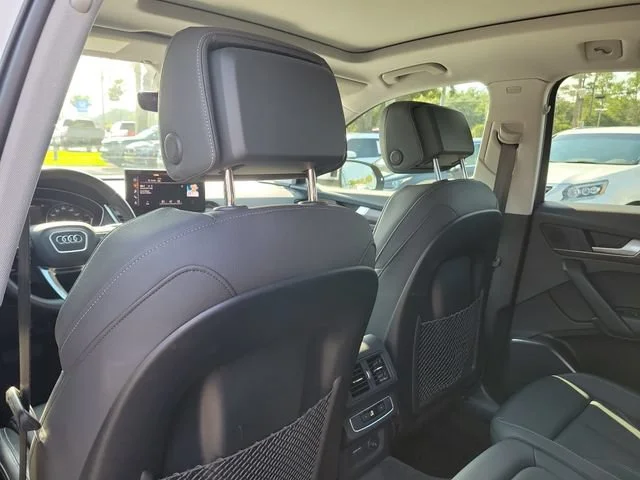 2024 Audi Q5 Premium - Photo 18