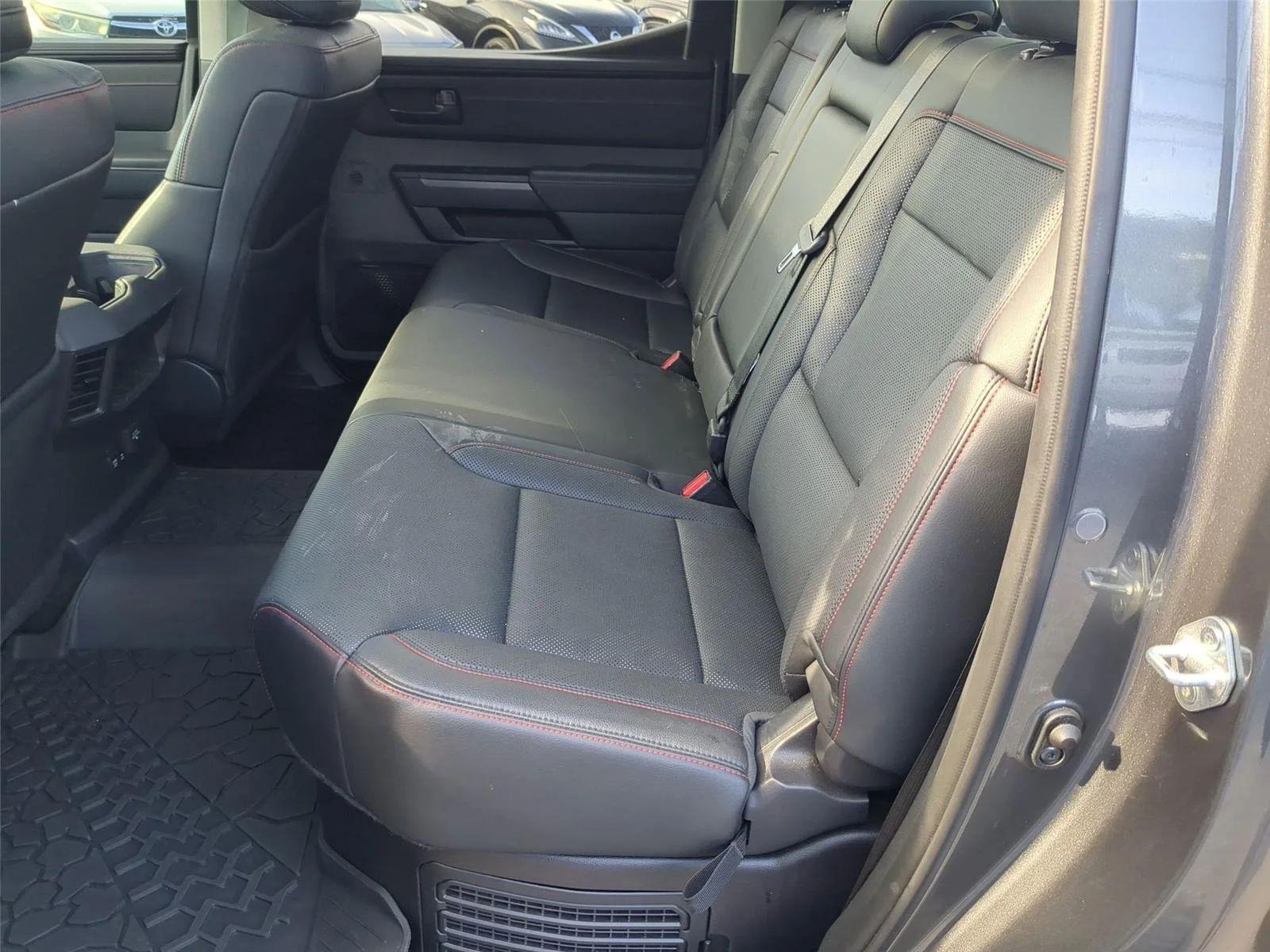 Used 2023  TOYOTA  image 34