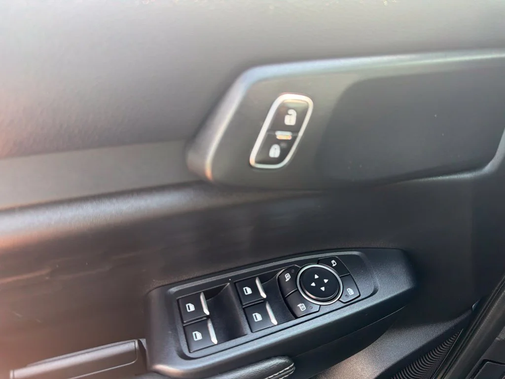 Used 2025 Azure Gray Metallic Ford XLT image 21