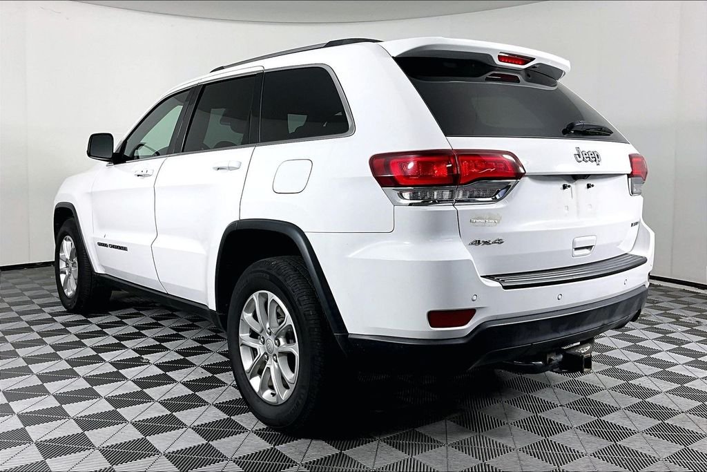 Used 2021 White Jeep Laredo E image 2