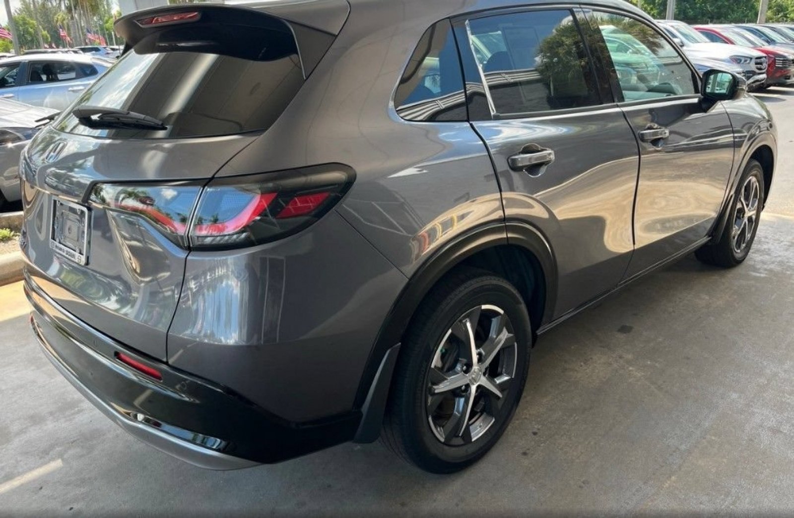 Certified Used 2023 Modern Steel Metallic Honda EX-L image 6