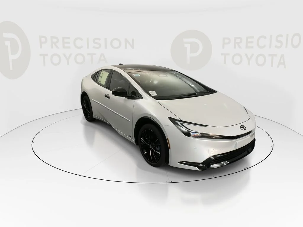 New 2026 Wind Chill Pearl Toyota Nightshade Edition AWD image 4