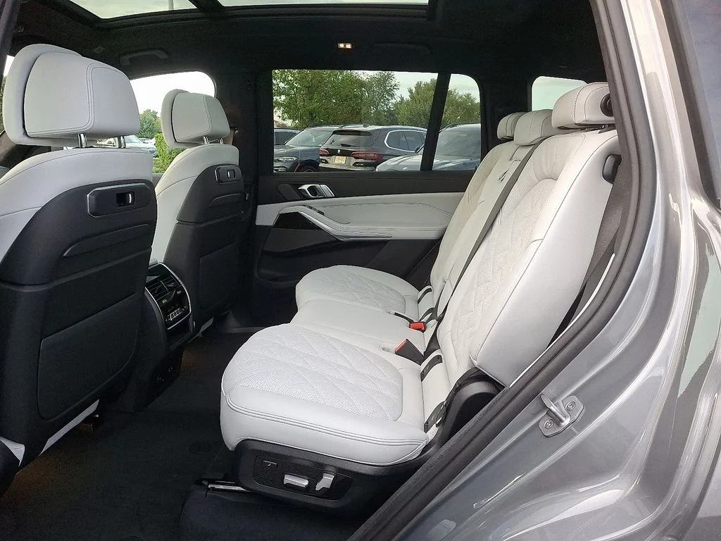 2026 BMW X7 40i - Photo 5