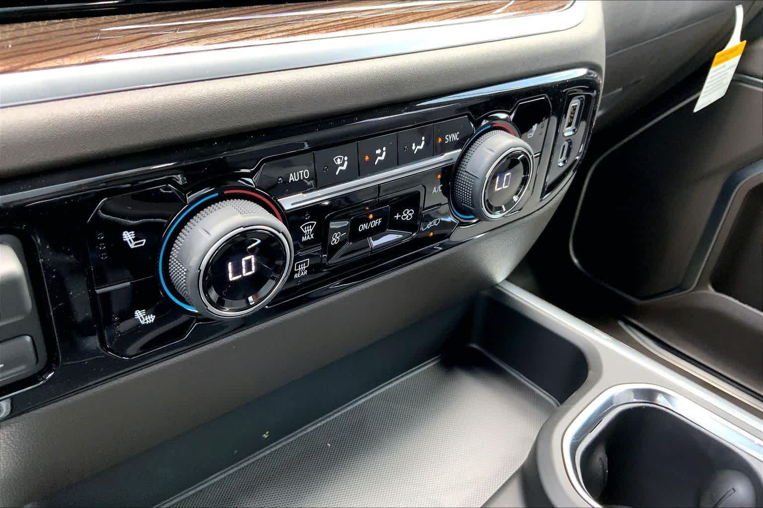 2026 Chevrolet Silverado 1500 LT - Photo 19