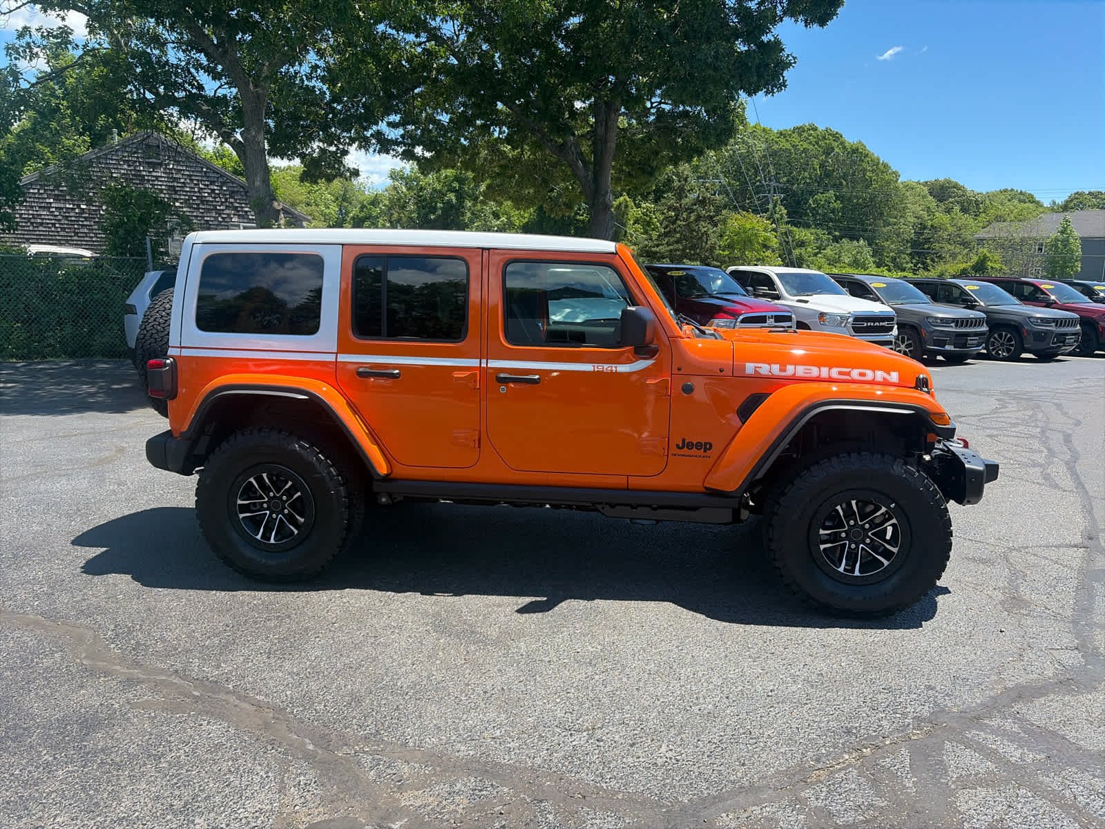 New 2026 Joose Exterior Paint Jeep Rubicon X image 4