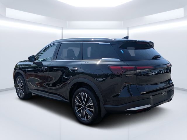 New 2027 MINERAL BLACK INFINITI Luxe FWD image 5
