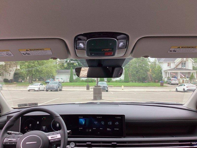 New 2026 White Hyundai SEL Convenience image 26