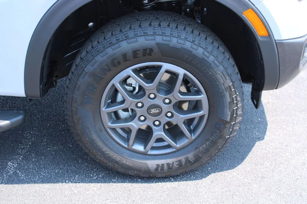 New 2026 Avalanche Ford XLT image 19