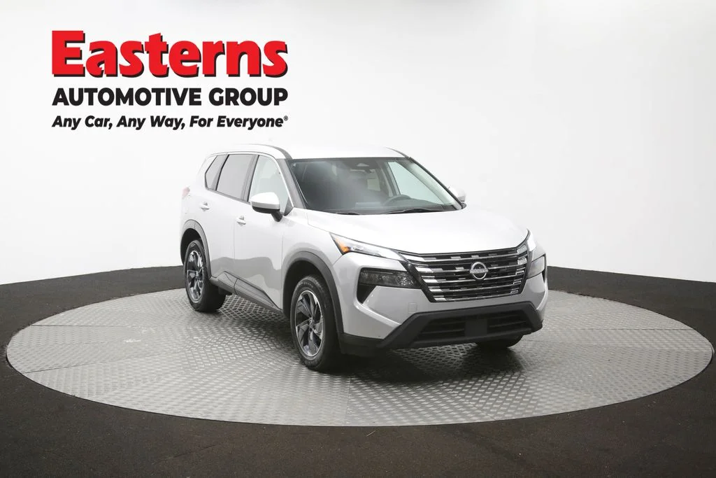 Used 2024 Silver Nissan SV image 49