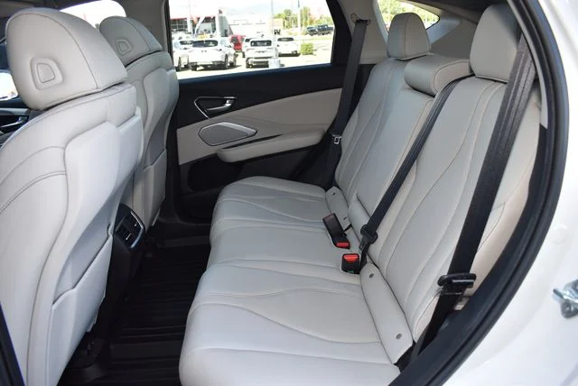 New 2026 Platinum White Pearl Acura Technology Package image 11