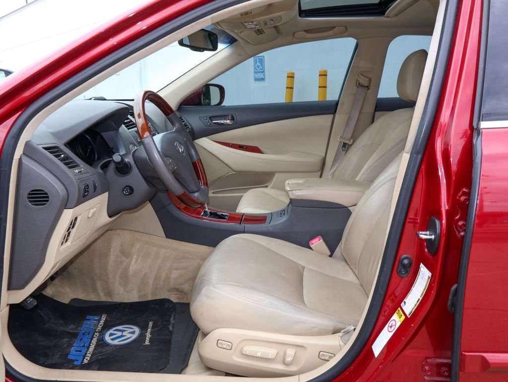 Used 2009 Red Lexus 350 image 11