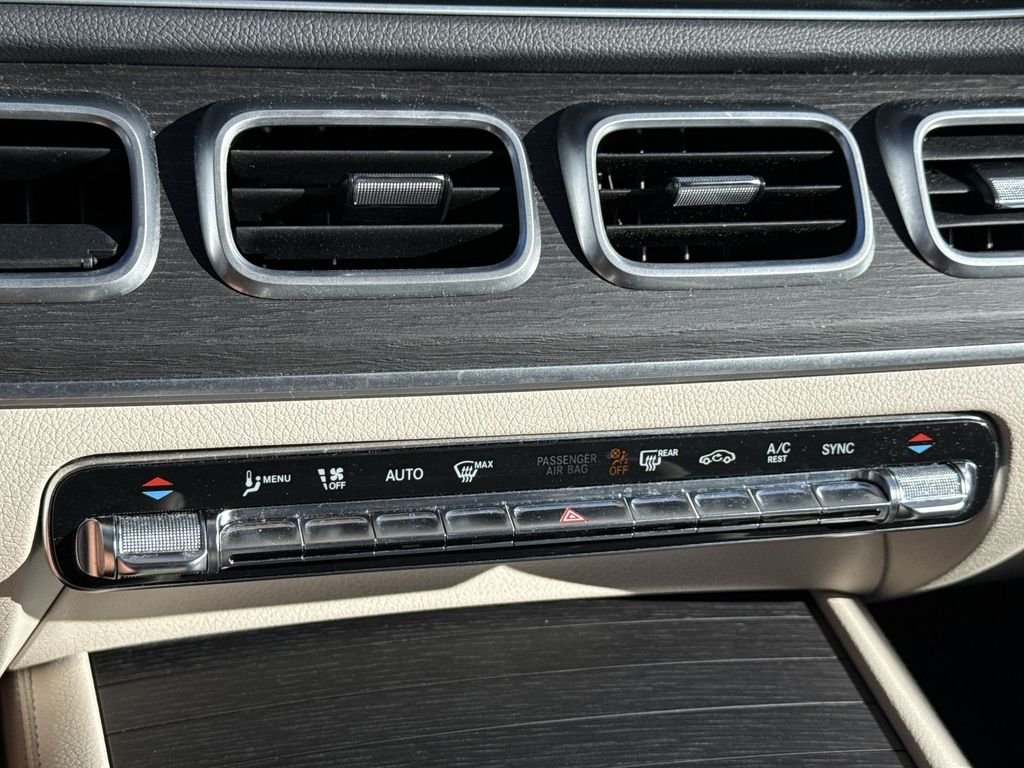 Used 2020 Silver Mercedes-Benz GLE 350 image 11