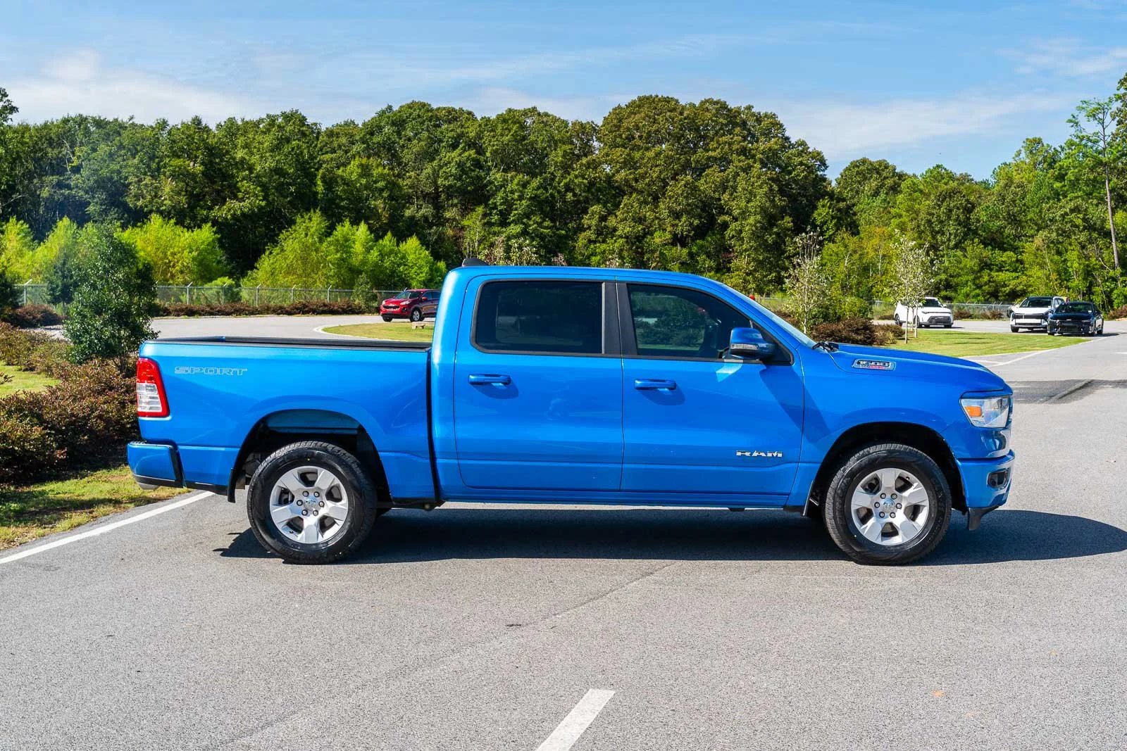 Used 2022 Blue Ram Big Horn/Lone Star image 7