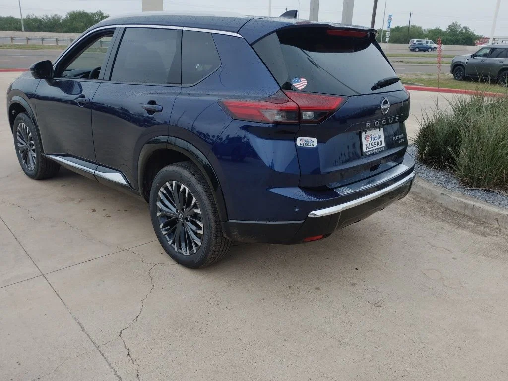 New 2026 Deep Ocean Blue Pearl Nissan Platinum image 4