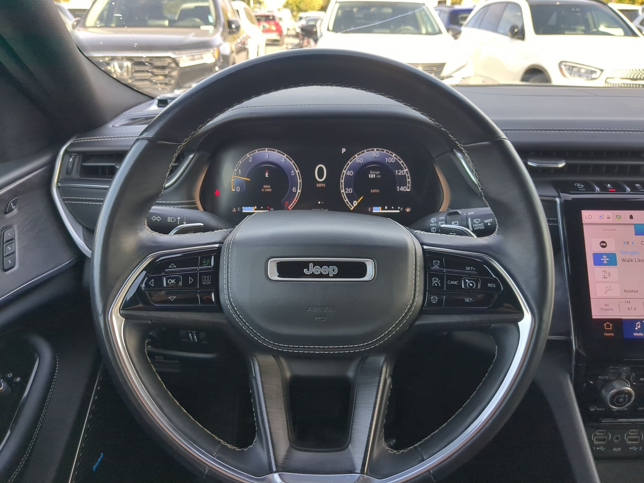 Used 2021 Diamond Black Crystal Pearlcoat Jeep Overland image 17