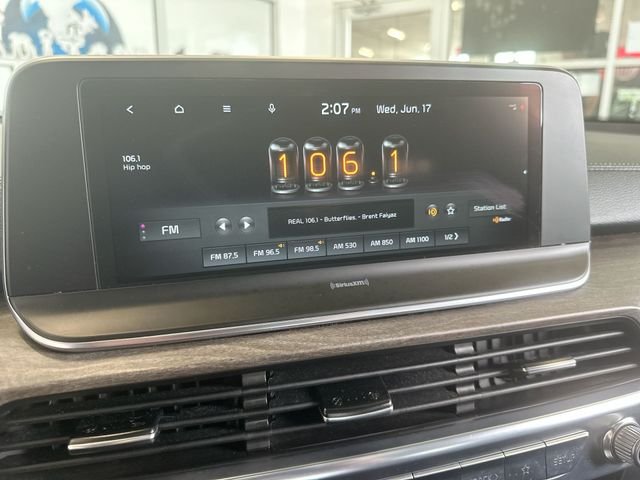Used 2022 Gray Kia EX image 14