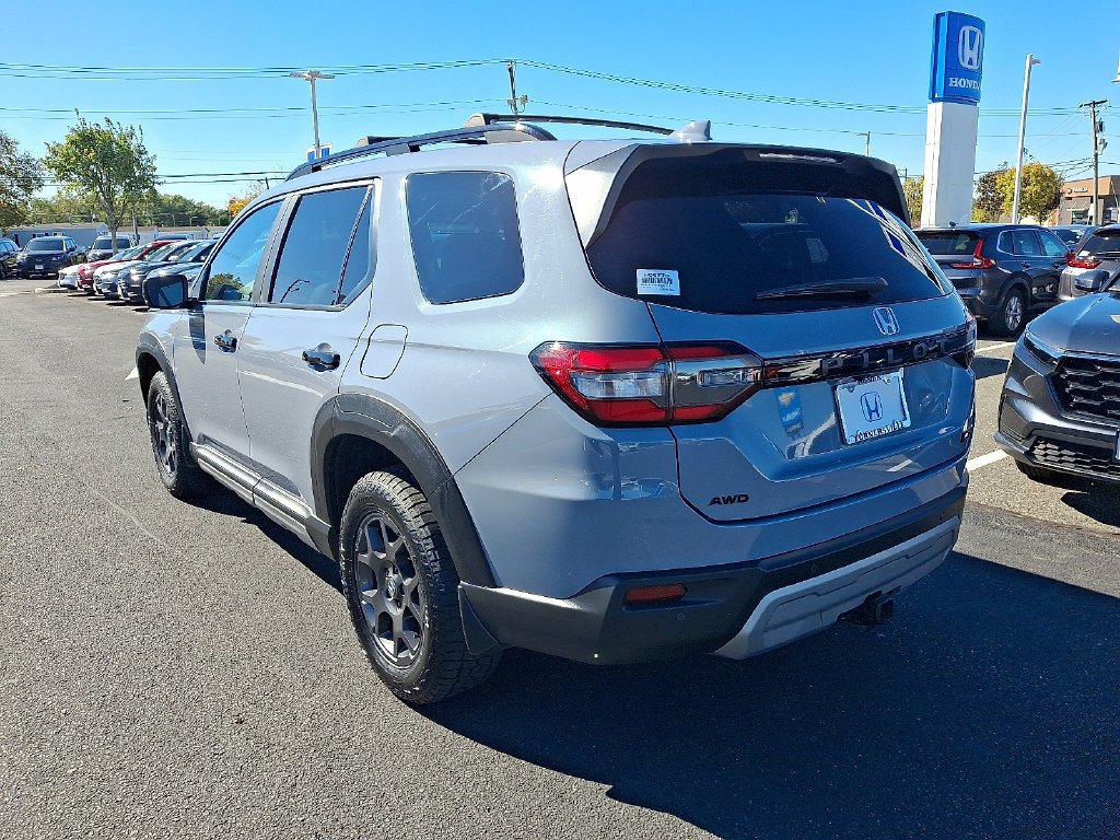 Certified Used 2023 Sonic Gray Pearl Honda AWD TRAILSPORT image 38