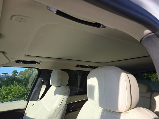Certified Used 2024 Ostuni Pearl White Metallic Land Rover SE image 14