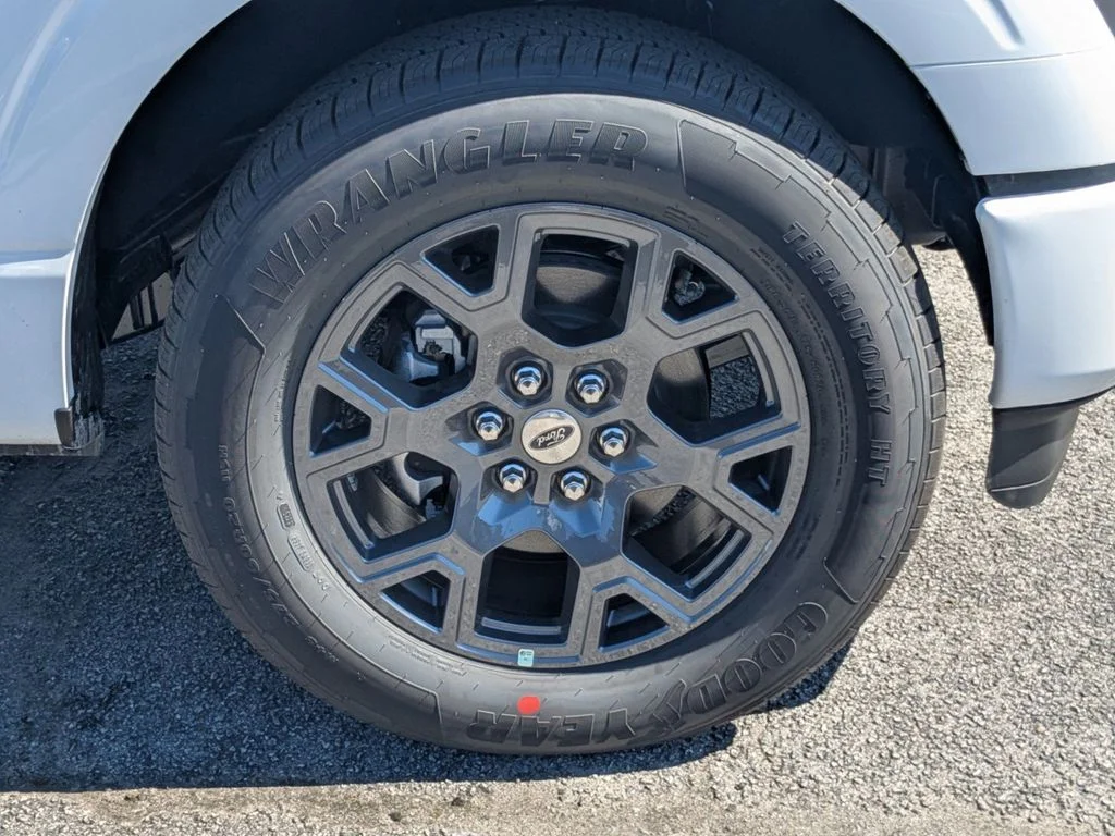 New 2026 Oxford White Ford STX image 11
