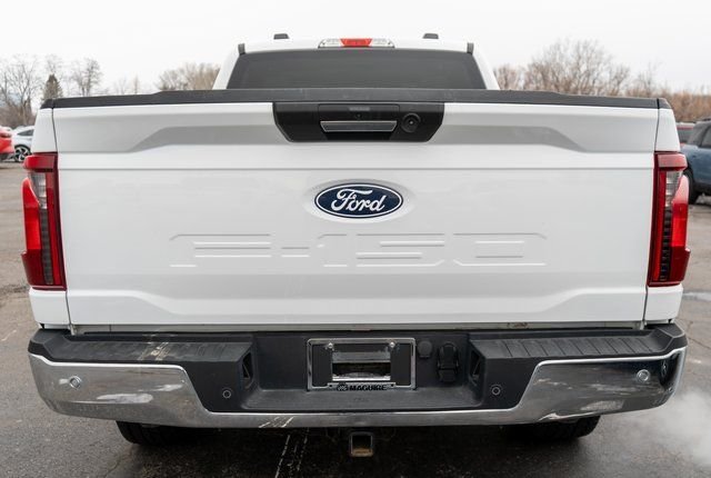 Used 2024 Oxford White Ford XLT image 7