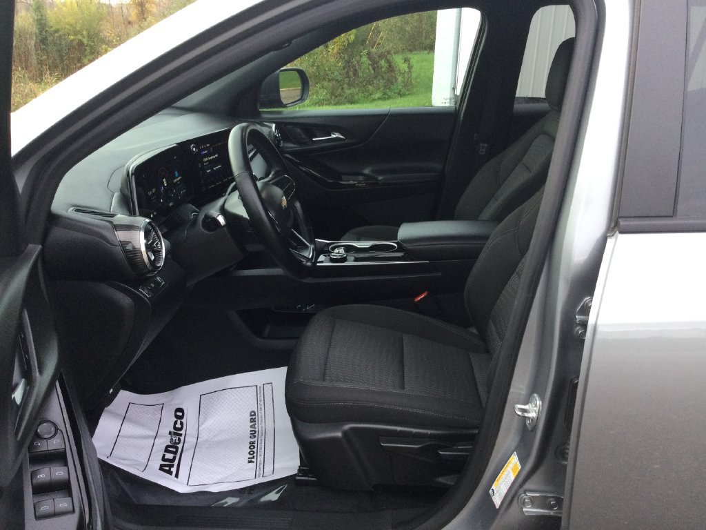 2026 Chevrolet Equinox LT - Photo 12