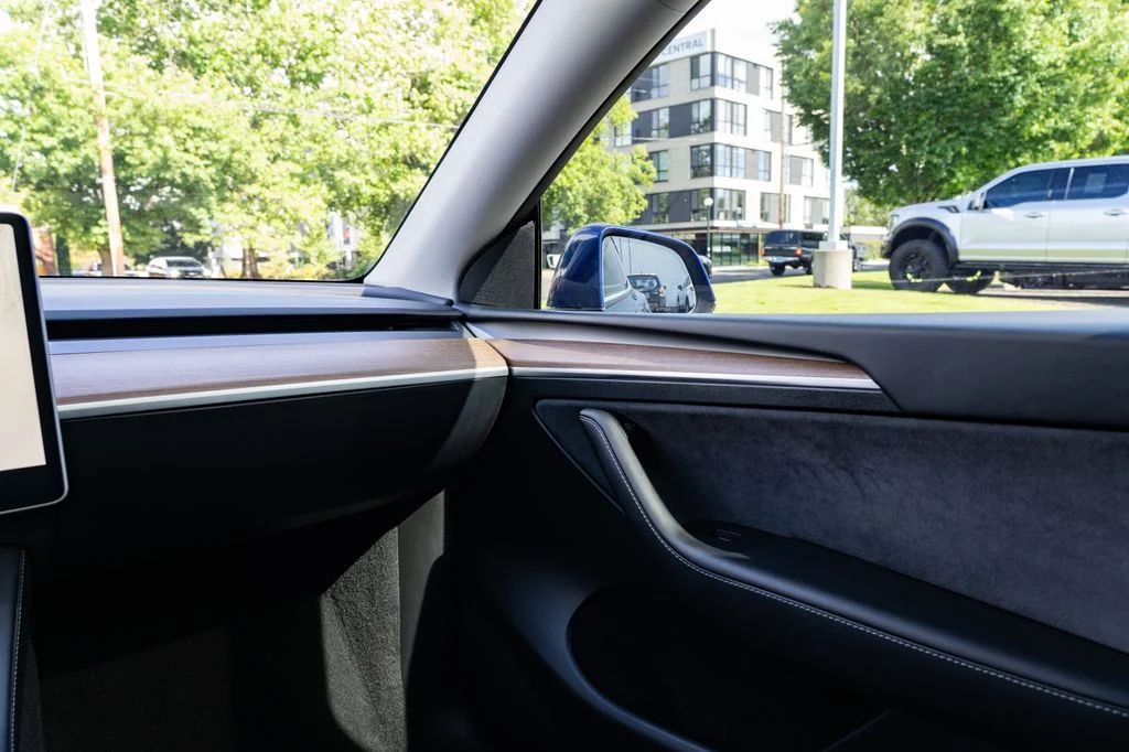 Used 2023 Blue Tesla Long Range image 10