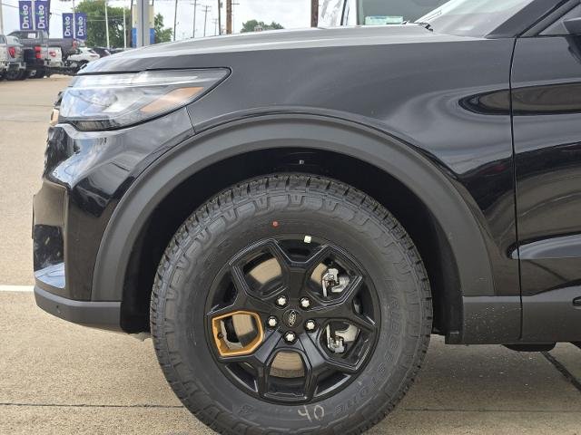 New 2026 Agate Black Metallic Ford Tremor® image 27