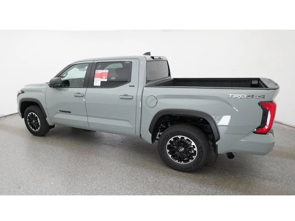 New 2026 Lunar Rock Toyota SR5 image 4