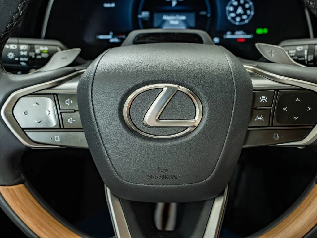 Certified Used 2026 Eminent White Pearl Lexus 350h Luxury image 30