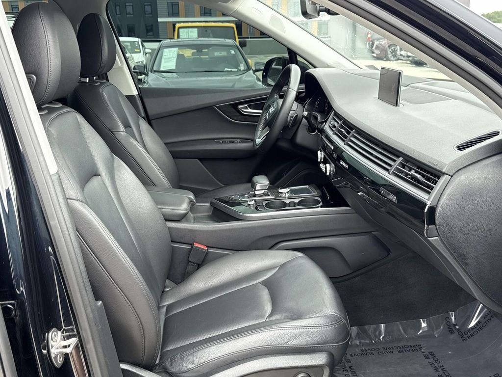Used 2018  Audi 3.0T Prestige image 16