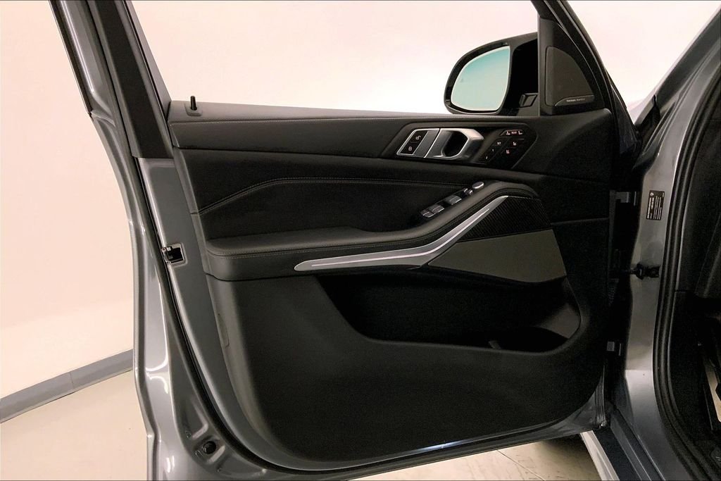 Certified Used 2024 Skyscraper Grey Metallic BMW  image 24